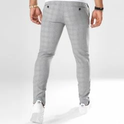 Tout neuf 😍 Pantalon Super Slim Fit A Carreaux 28001 Gris de Mackten 🥰 12 Tout neuf 😍 Pantalon Super Slim Fit A Carreaux 28001 Gris de Mackten 🥰 -Promos Mackten Magasin classic series 146953 28001 20180709T150209 05
