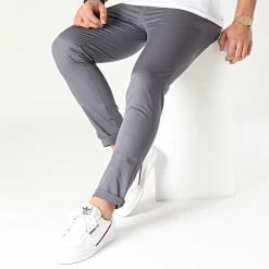 Vente flash 🛒 Pantalon Chino MKP137 Gris Anthracite de Mackten 🤩 8 Vente flash 🛒 Pantalon Chino MKP137 Gris Anthracite de Mackten 🤩 -Promos Mackten Magasin mackten 249123 MKP137 20210128T162351 03