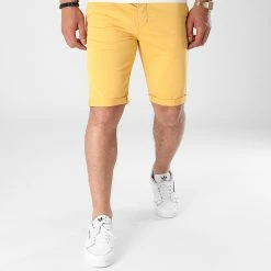Bon marché ✨ Short Chino 6166 Jaune Moutarde de Mackten 😉 -Promos Mackten Magasin mackten 265804 6166 MOUTARDE 20210517T122227 03