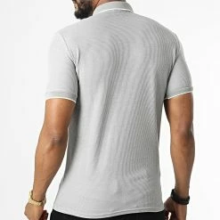 Meilleure vente 🥰 Polo Manches Courtes 1928 Gris de Mackten ✔️ 9 Meilleure vente 🥰 Polo Manches Courtes 1928 Gris de Mackten ✔️ -Promos Mackten Magasin mackten 324318 1928 GRIS 20220623T162246 04