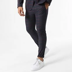 Grosses soldes 🎁 Costume 2 Pièces A Carreaux 28046 Bleu Marine Bordeaux de Mackten ❤️ 9 Grosses soldes 🎁 Costume 2 Pièces A Carreaux 28046 Bleu Marine Bordeaux de Mackten ❤️ -Promos Mackten Magasin mackten 332082 28046 6 20220816T154655 04