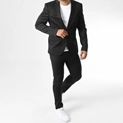 Les meilleures critiques de 🔥 Ensemble Costume 2 Pièces 28005 Noir de Mackten ⌛